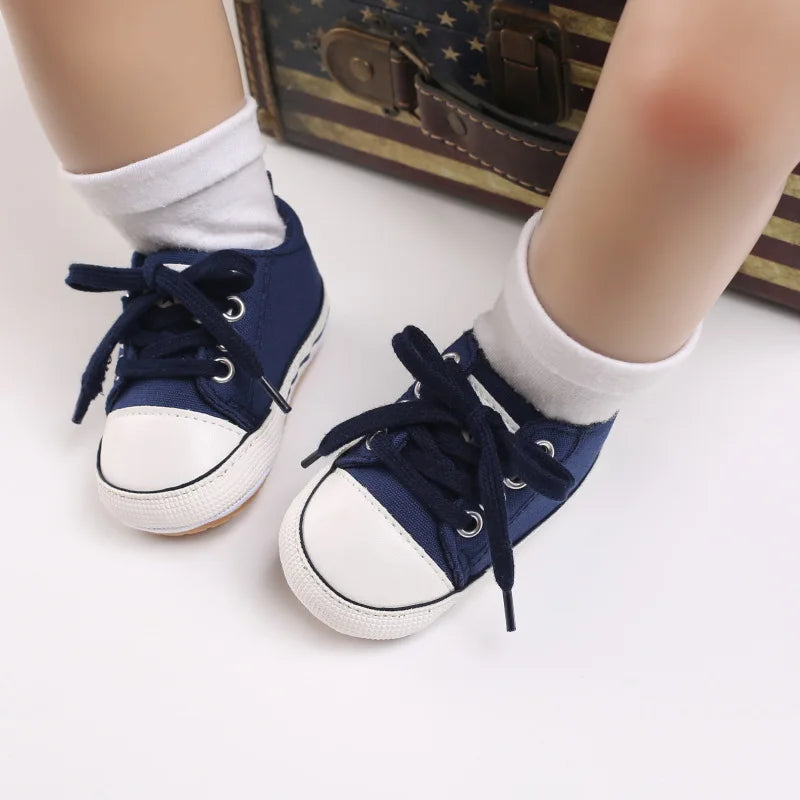 Newborn Classic Four-color Boys Girls Baby Shoes Casual Canvas