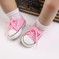 Load image into Gallery viewer, Newborn Classic Four-color Boys Girls Baby Shoes Casual Canvas
