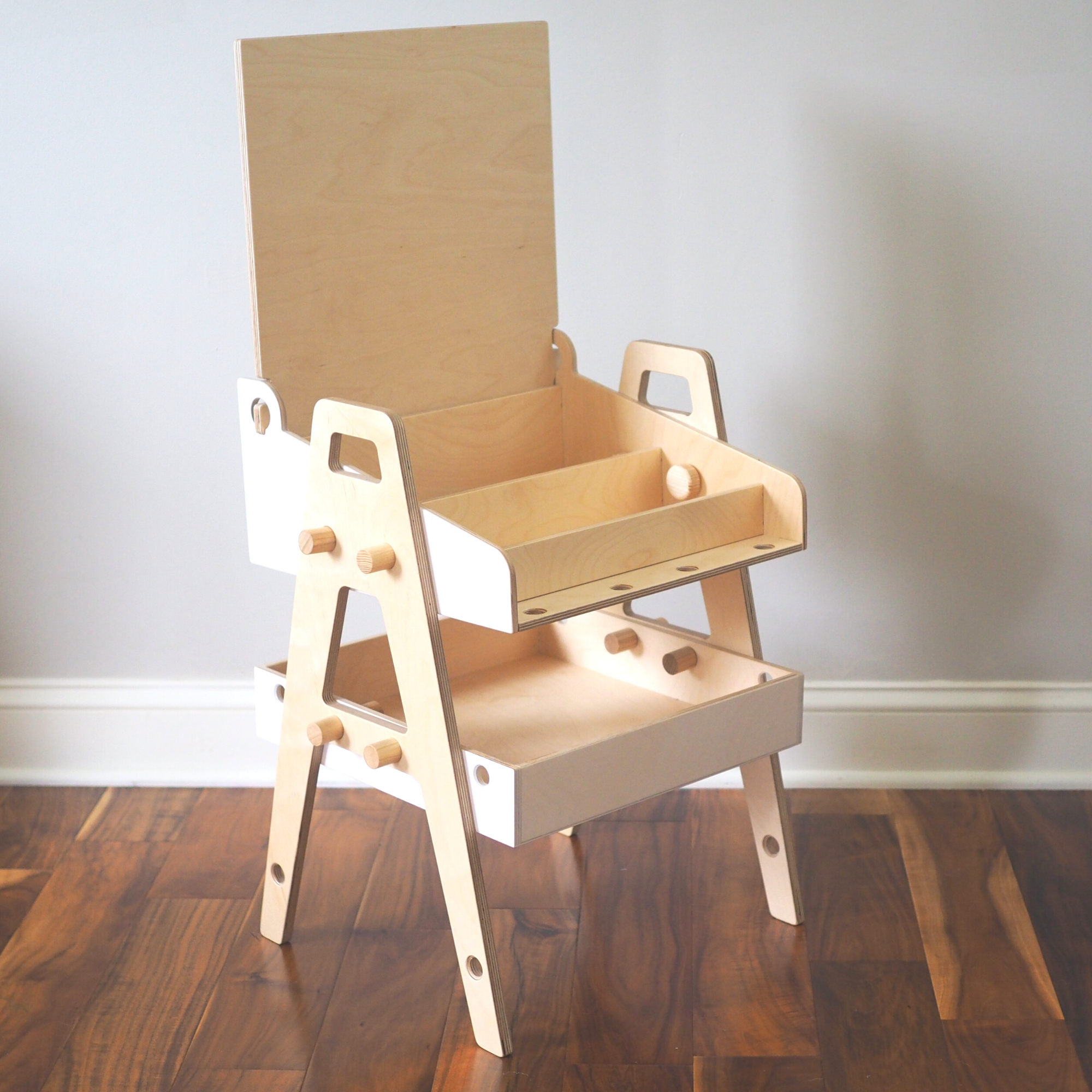 Chalkboard Art table - Montessori art table