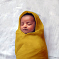 Load image into Gallery viewer, Maxi Organic Cotton Swaddles - Honey
