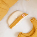 Load image into Gallery viewer, Newborn Hat in Organic Cotton - Honey
