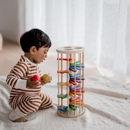 QToys Australia (USA) Pound A Ball Tower