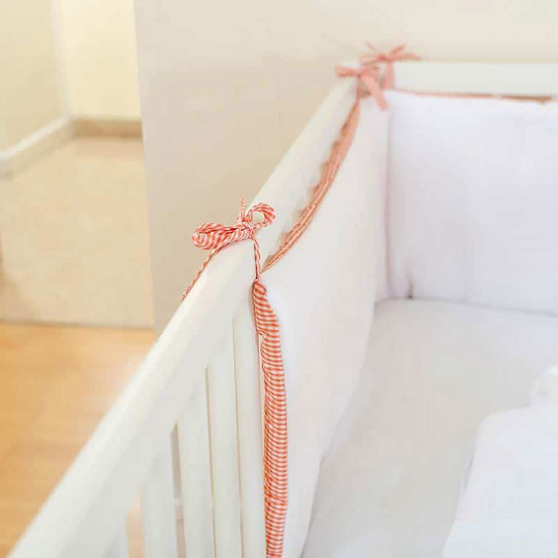 Organic Cotton Cot Bumper - White